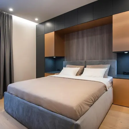 Seasons Luxury Apartment Pula